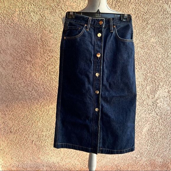 GOLDSIGN Easton The Button Front blue Denim Skirt NWT size 24 - Picture 2 of 10